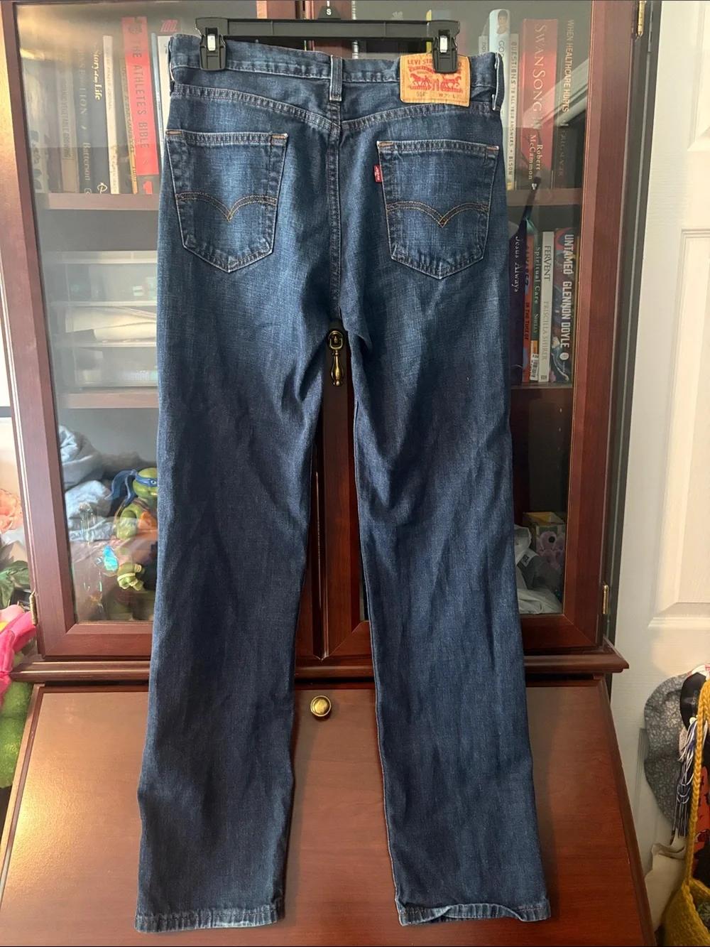 Classic Levi’s Straight Leg Dark Blue Jeans - Picture 3 of 5